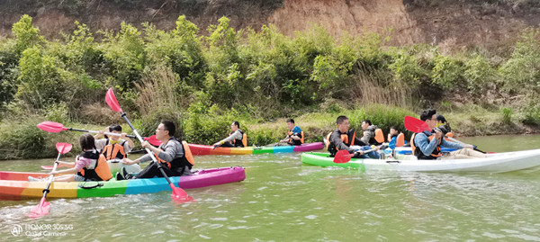 2021晶飛“百丈營地+紀龍山”團建活動(圖6) 2021晶飛“百丈營地+紀龍山”團建活動(圖6)