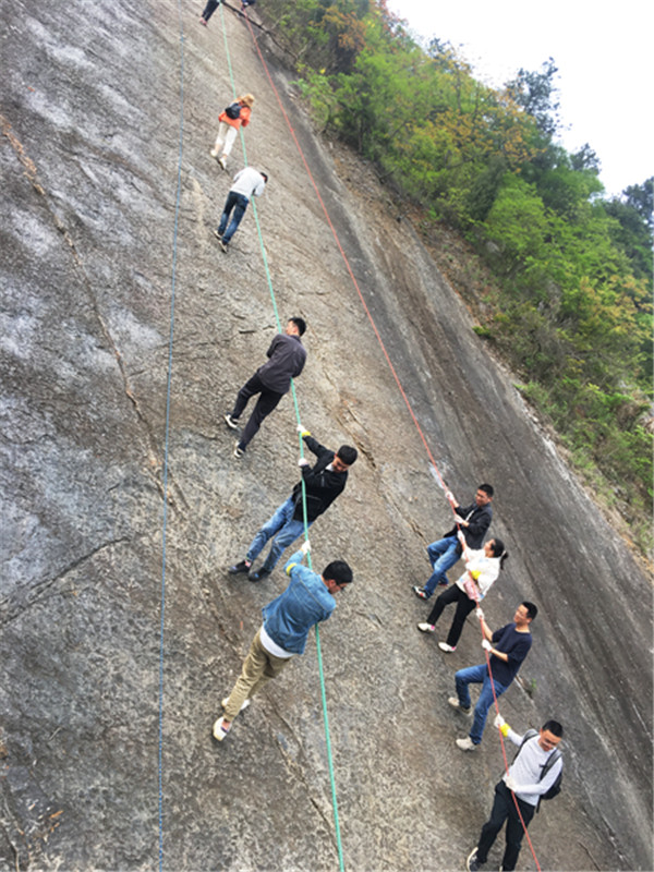2021晶飛“百丈營地+紀龍山”團建活動(圖10) 2021晶飛“百丈營地+紀龍山”團建活動(圖10)